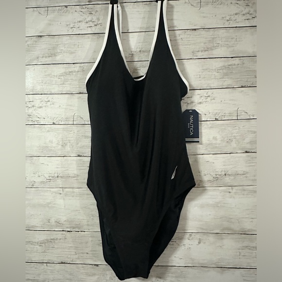 Nautica Swimsuit Size L - Picture 5 of 12